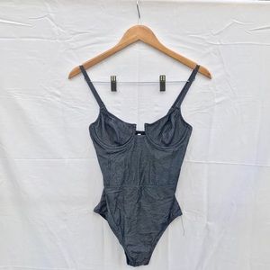 SOLID & STRIPED. Spring 2019 New UNREALSED yet